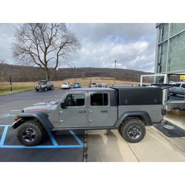 Hard-Top Alu-Cab Jeep...